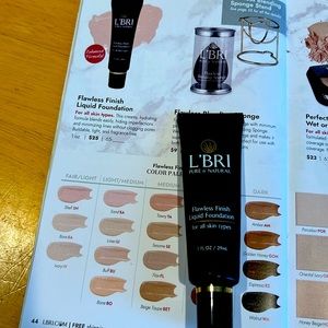 L’Bri Flawless Finish Liquid Foundation - Beige Taupe